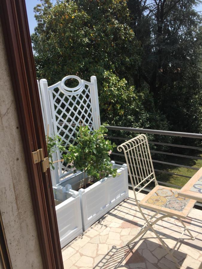 B&B La Villa Mediterranea Passirano Exterior photo
